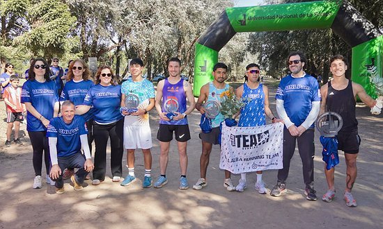 ACOMPAÑAMOS LA CORRECAMINATA ANIVERSARIO DE LA UNLPAM