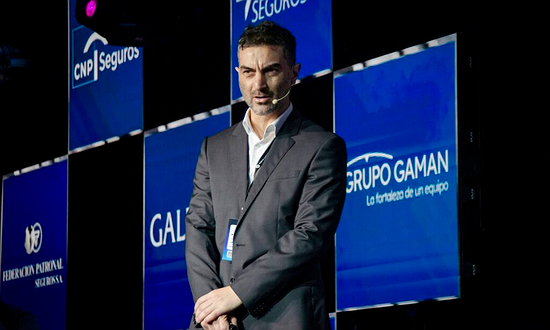 CHARLA ABIERTA: “DEL AULA A LA INDUSTRIA: CÓMO LA UNIVERSIDAD MARCÓ MI CAMINO”
