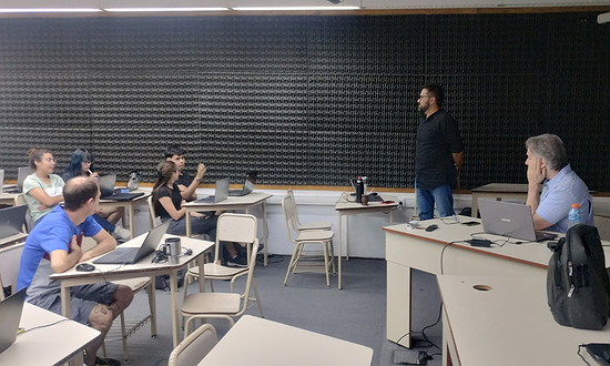 COMENZÓ EL DICTADO DEL CURSO-TALLER "PROGRAMACIÓN APLICADA A LA INGENIERÍA"