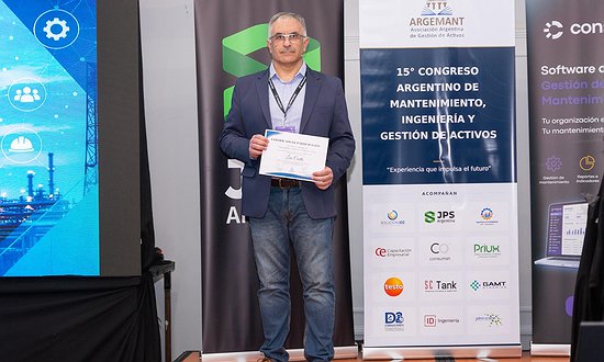 PRESENTACIÓN DE DOCENTE EN EL CONGRESO ARGENTINO DE MANTENIMIENTO Y GESTIÓN DE ACTIVOS