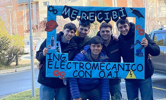 ESTUDIANTES CULMINARON CON ÉXITO LA EXPERIENCIA BALSEIRO