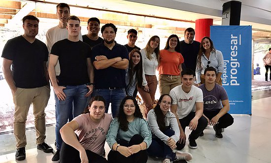 ESTUDIANTES EN JORNADA EN BUENOS AIRES.