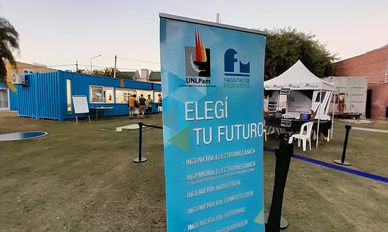 INGENIERÍA EN LA FESTIVAL ESTUDIANTIL DE LA UNLPAM