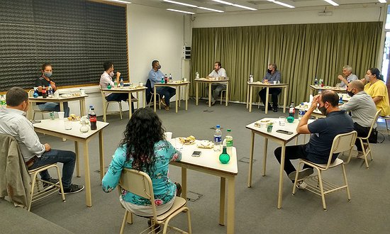 Importante reunión con legisladoras y legisladores provinciales en la Facultad de Ingeniería