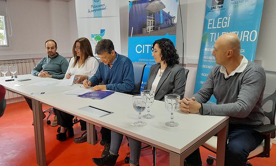 LA FACULTAD DE INGENIERÍA IMPULSA LA CAPACITACIÓN TECNOLÓGICA JUNTO A LA AGENCIA PAMPEANA DE CIENCIAS, TECNOLOGÍAS E INNOVACIÓN ABIERTA