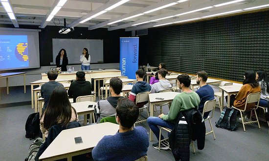 SE DICTÓ TALLER DE EMPLEABILIDAD DESTINADO A ESTUDIANTES AVANZADOS Y GRADUADOS