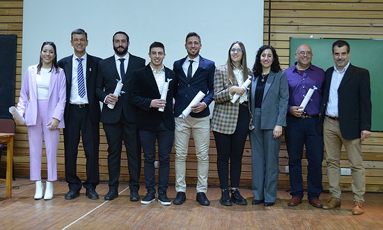 TENEMOS NUEVAS Y NUEVOS GRADUADOS