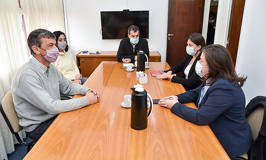 VISITA DE LA MINISTRA DE LA PRODUCCIÓN